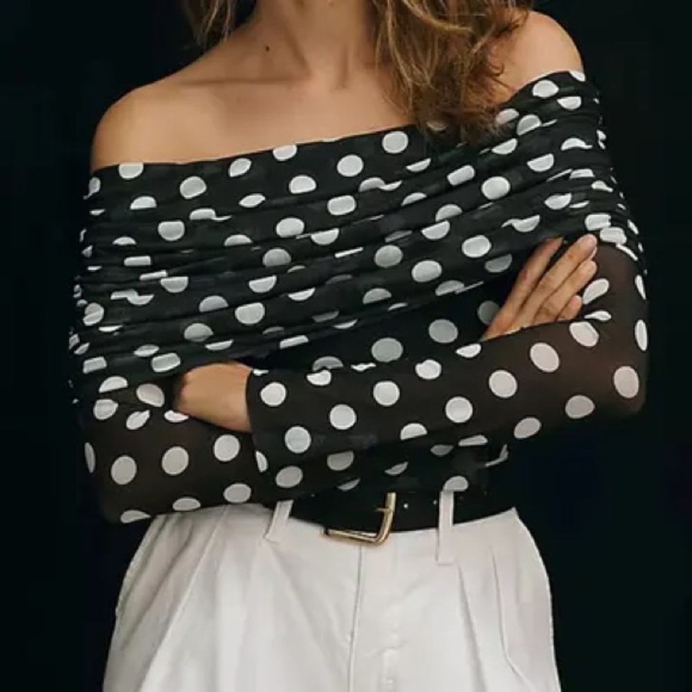 Abercrombie & Fitch Black Off-Shoulder Polka Dot Long-Sleeve Top
